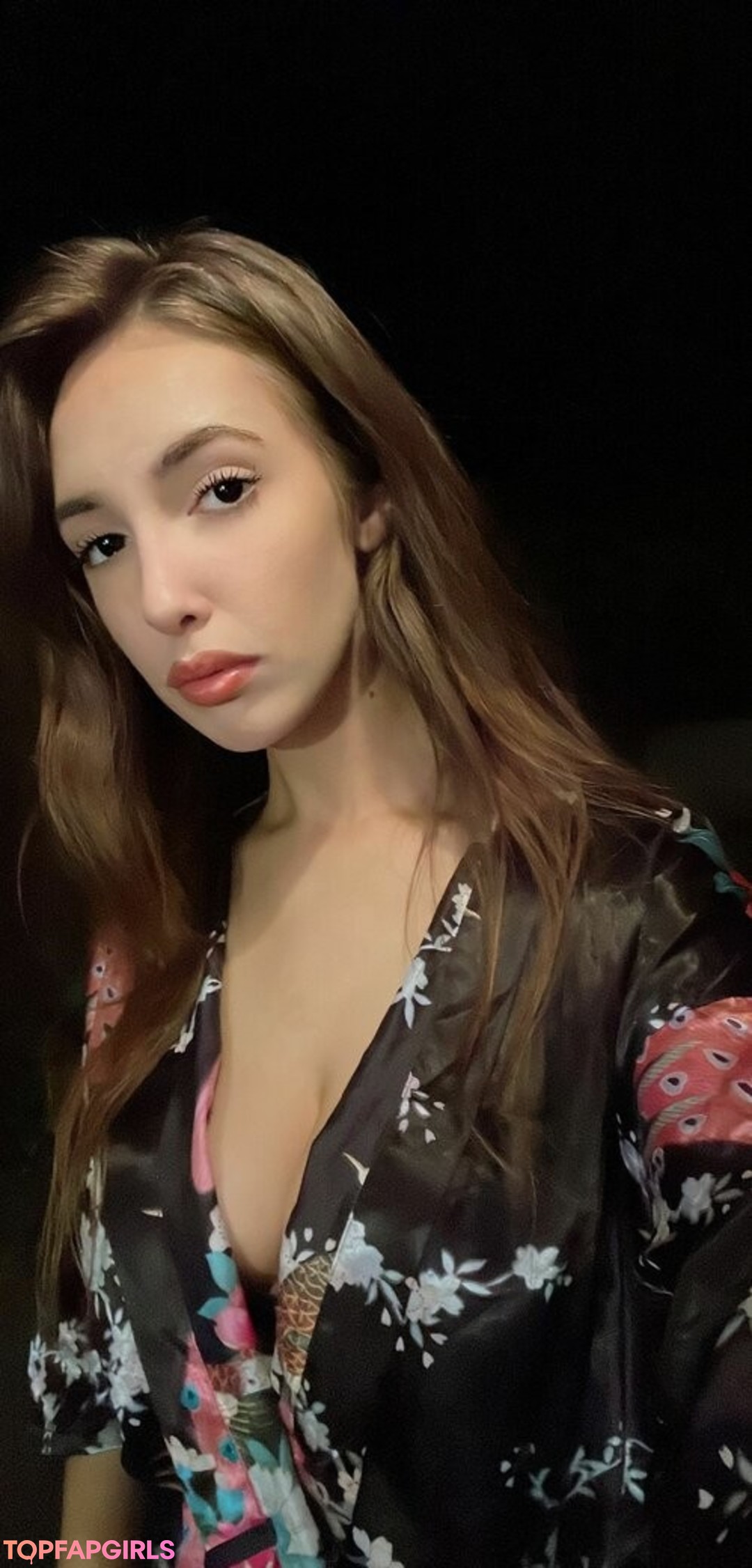 Coral Larsen xxx model galleries