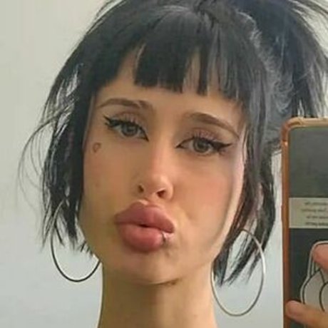 Bardxra pornographic model img