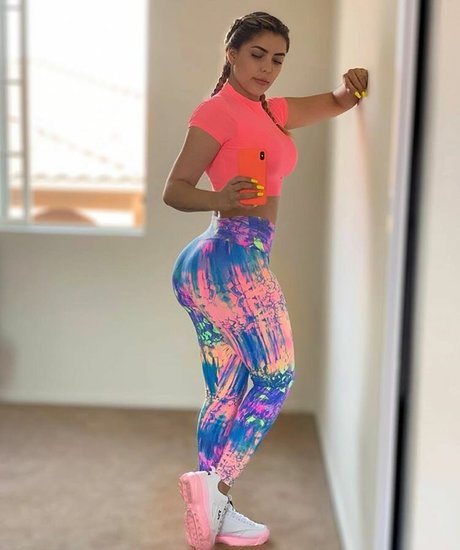 skinny brunette onlyfans free xxx pics