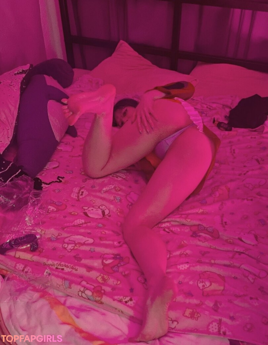 teen topless onlyfans art naked pics