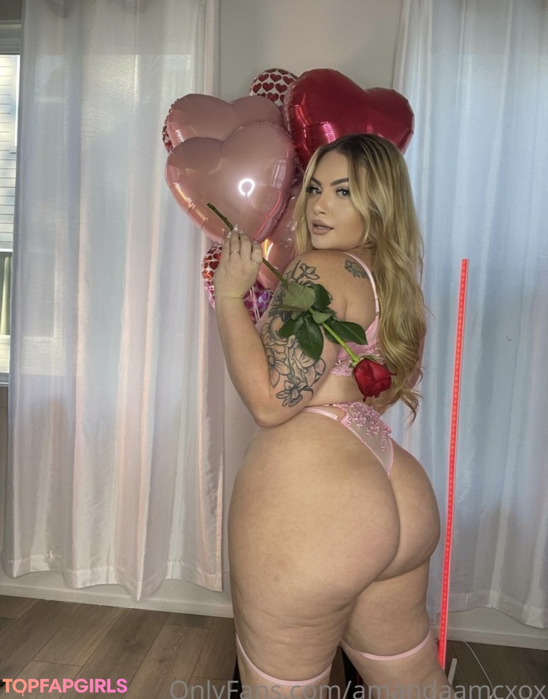 Amandaamcxox nude model picture