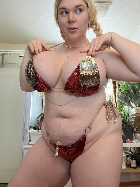 Penny Underbust star pornographic image