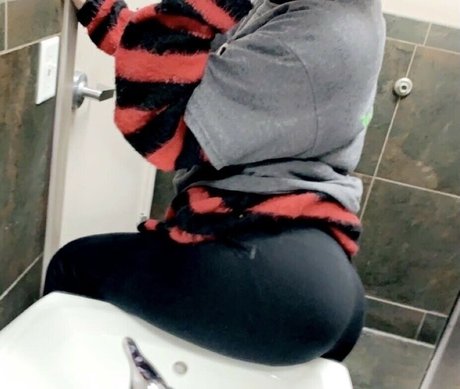 topofthescoreboard nice model pics