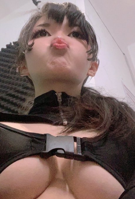 skinny ebony teen onlyfans pretty images