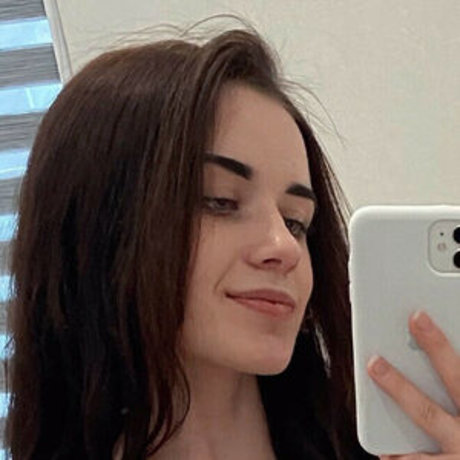 Anya Desyatnikova top star picture