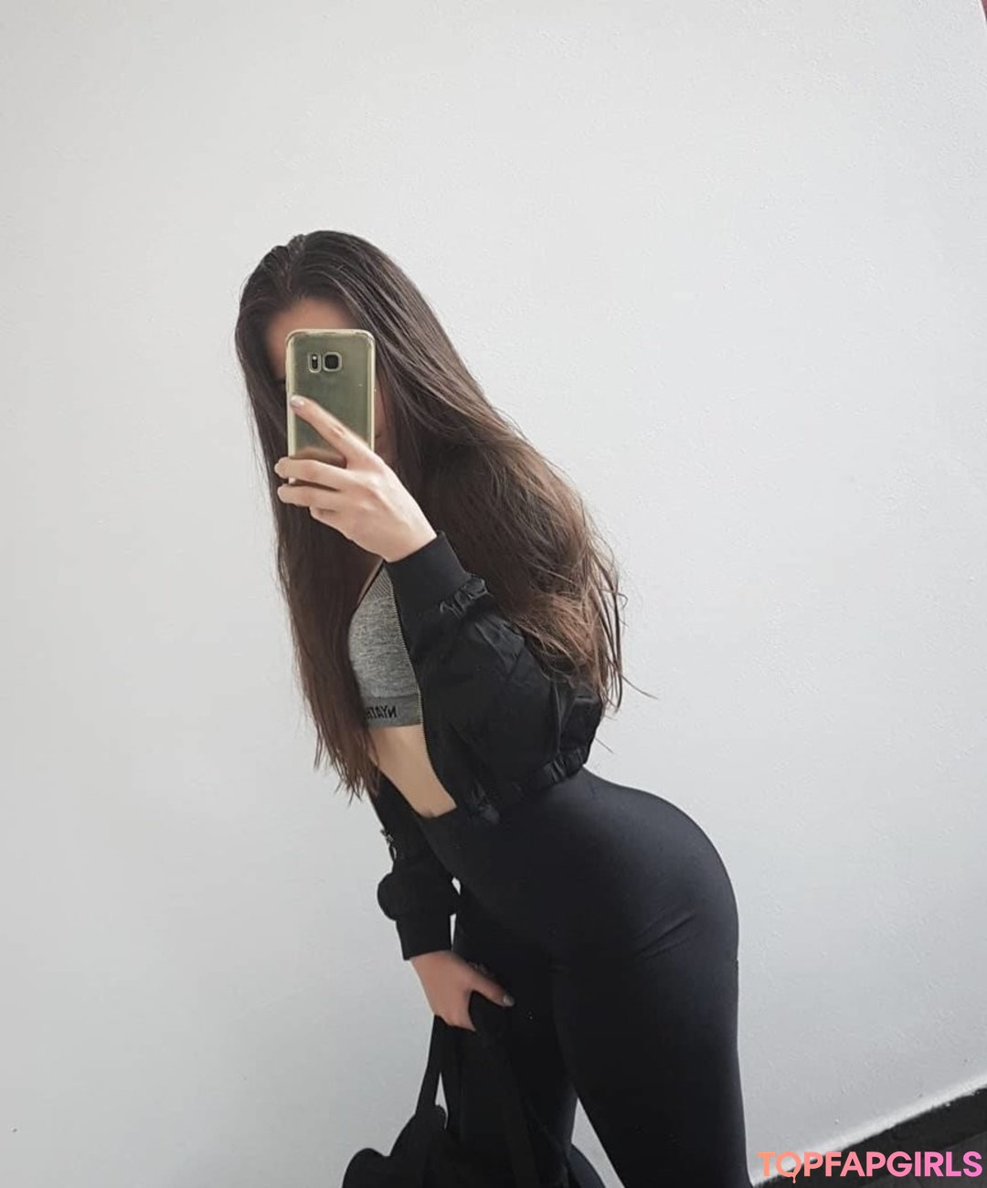 Madalina Mates erotic star image