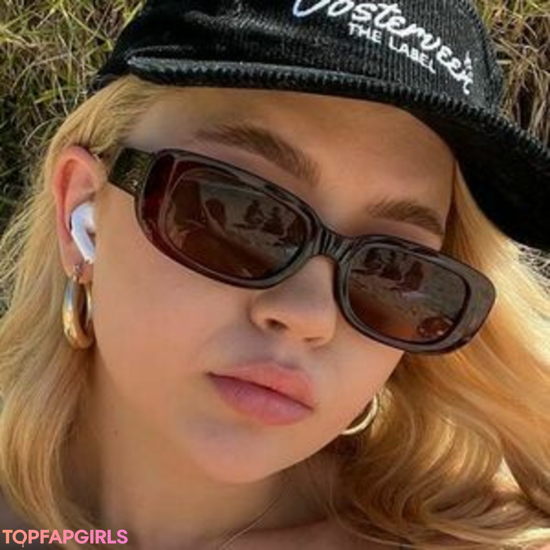 Mini Moo pornstar nice archive