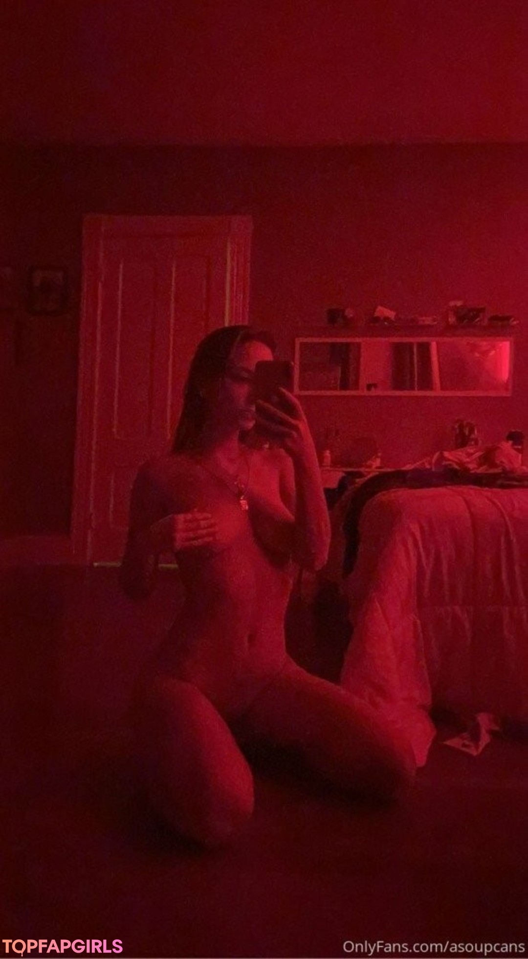 famous nude onlyfans pornographic photo