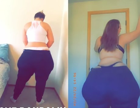 tiny onlyfans hot img