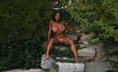 therealchanellealicia nice star pictures