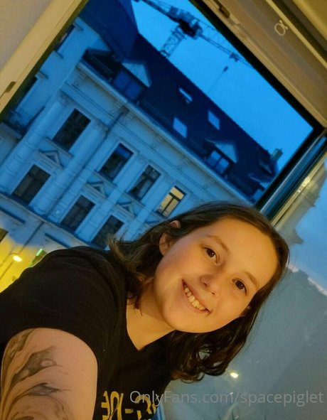 threesome onlyfans porno galleries