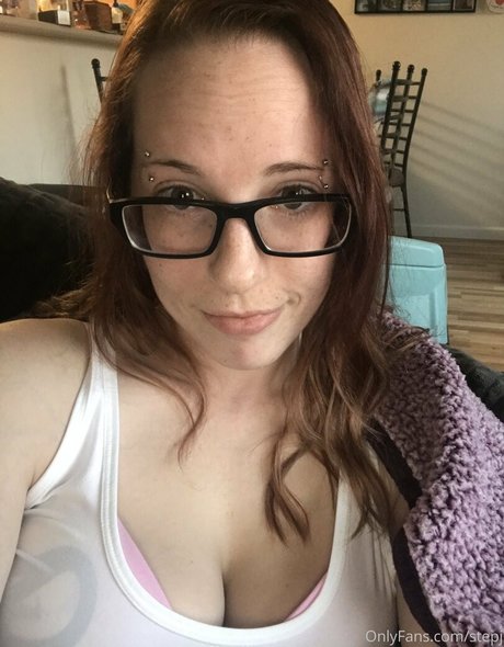 blonde midget onlyfans hot nude image