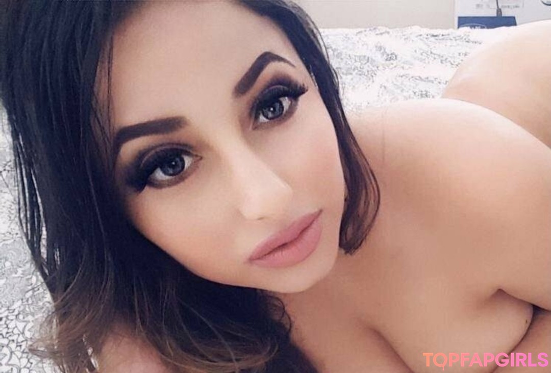 englishphoebe nudes actress pics