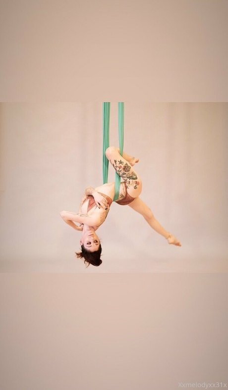 xxmelodyfxx31xx high quality pornstar images