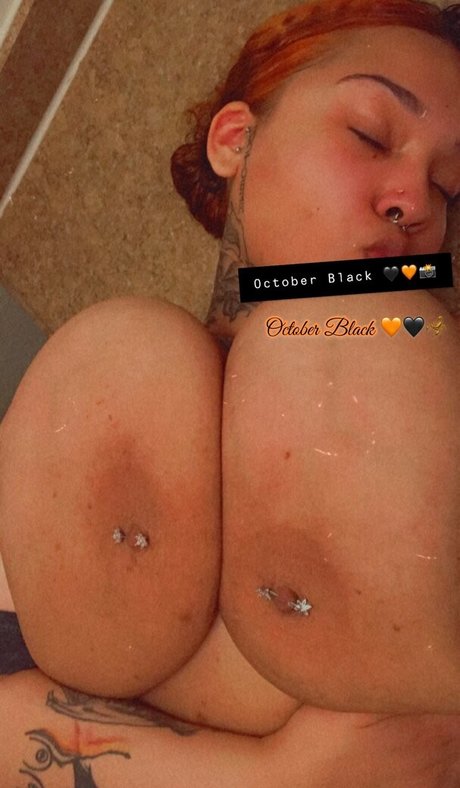 octoberblack23 hot star image