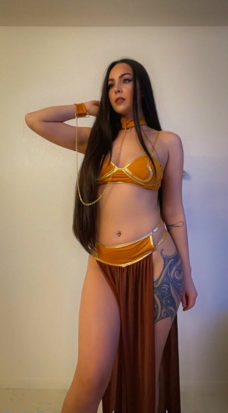 GamerBae naked model pictures