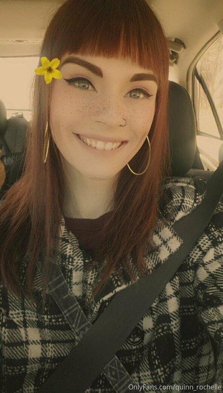 qwiinbae star pretty photos