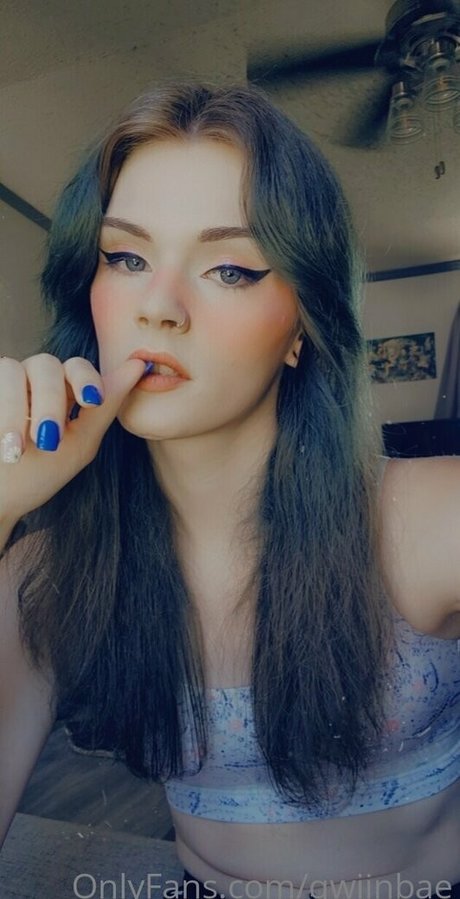 qwiinbae pornographic model pics