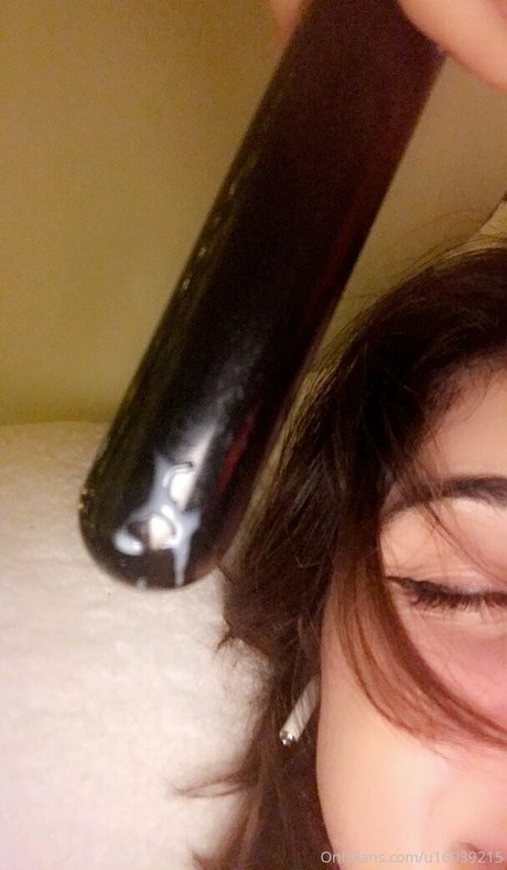 scorpi0mars model best picture