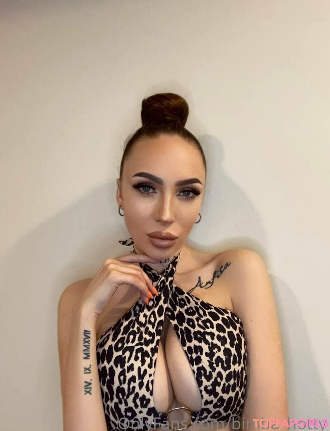 ebony wet pussy onlyfans hot naked img