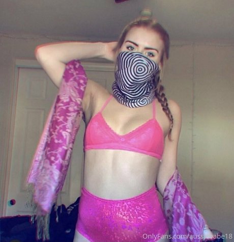 aussiebabe18 free actress gallery