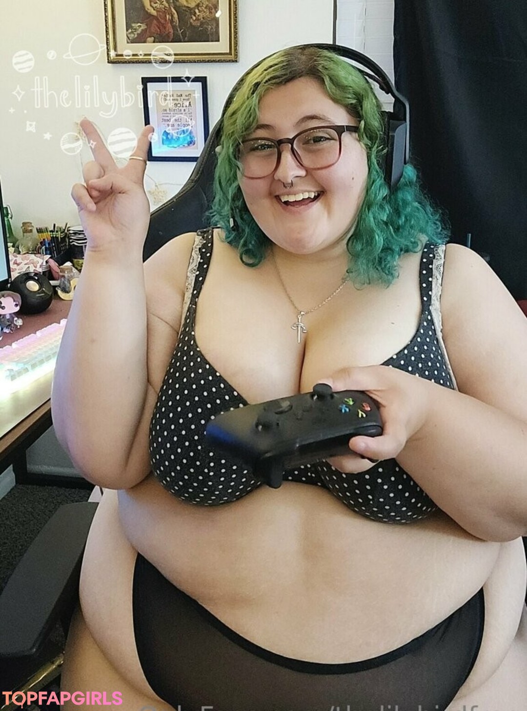 thelilybirdfree model sexy pictures