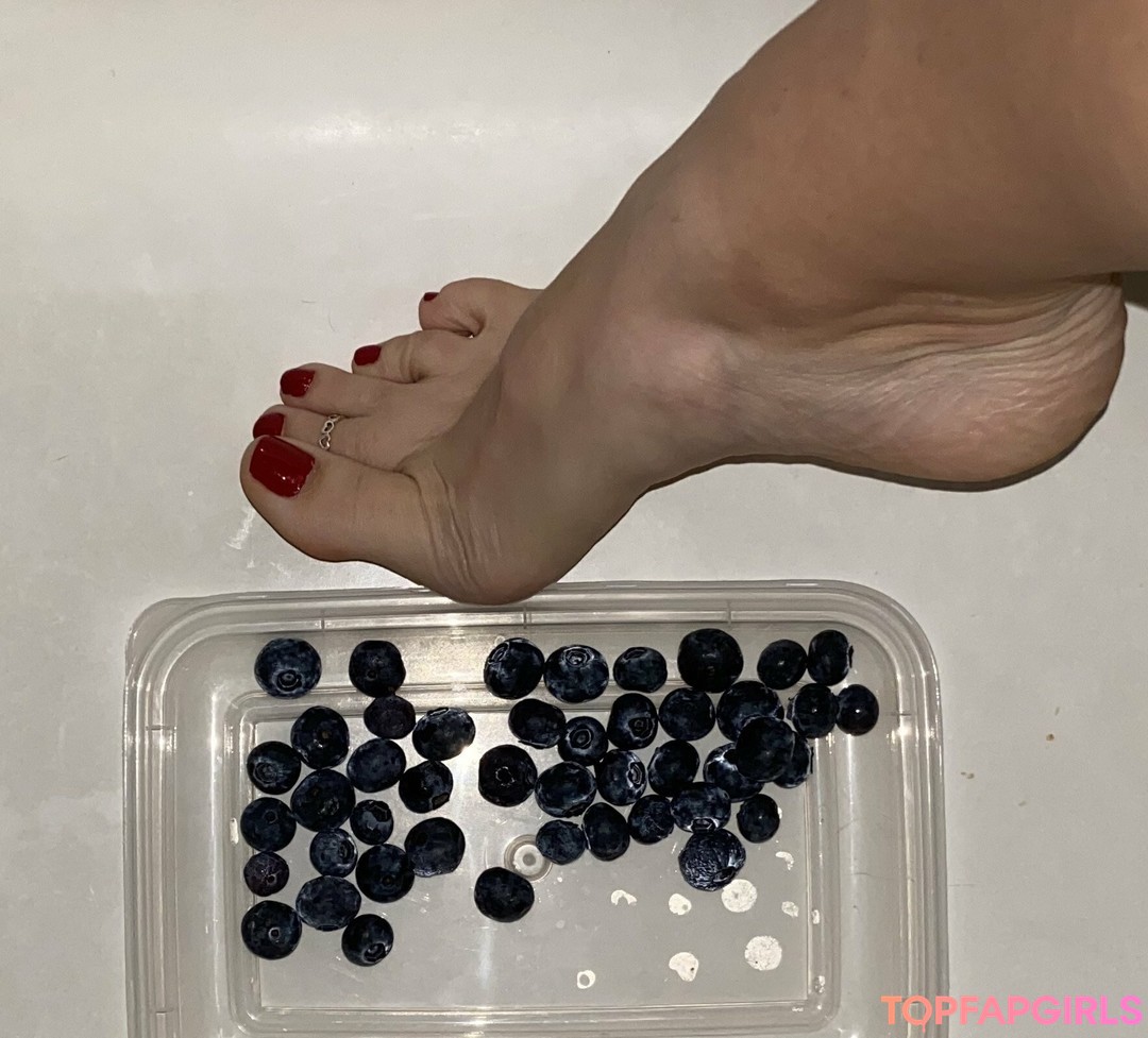 sashasfeetishxo art pornstar photo