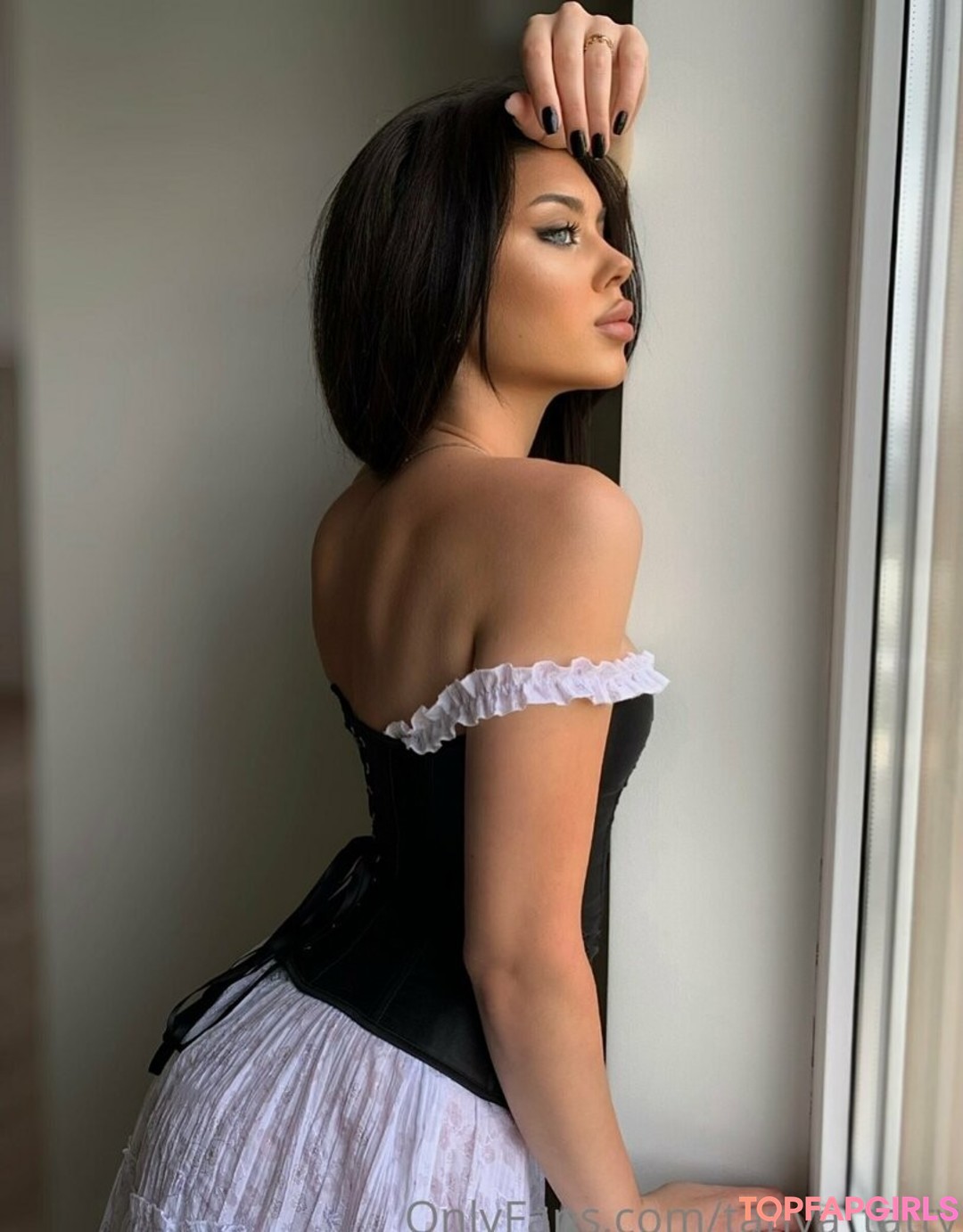 tanya tatty erotic pornstar pictures