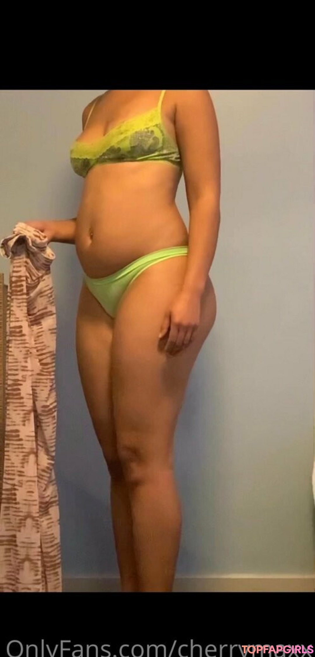 cherrymaxx model nudes img