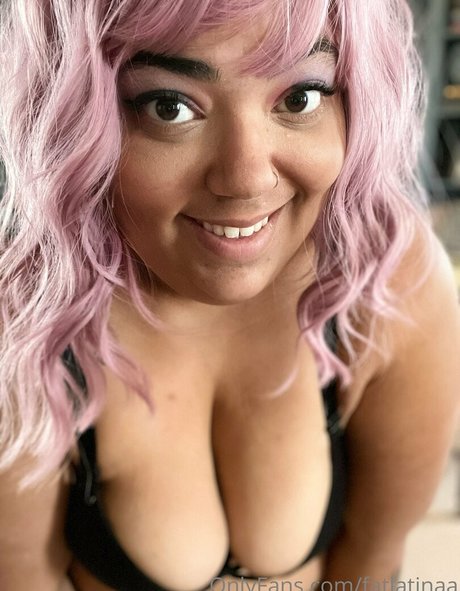 fatlatinaa naked pornstar img