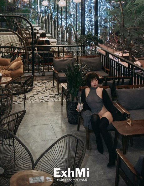 ExhMi model sex photos