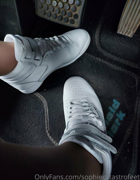 sophiecatastrofeet hd model image