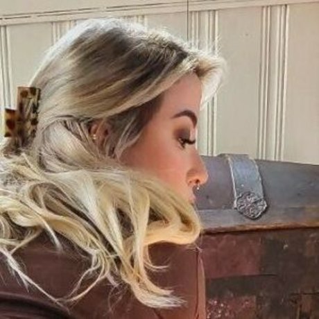 Goddessluna106 pornstar art photos