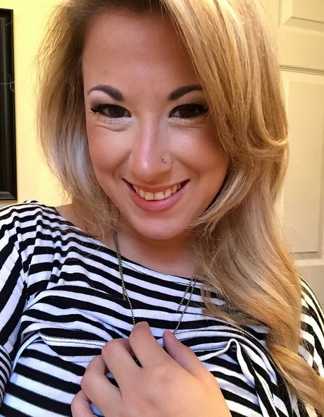 Goddessluna106 sex pornstar photos