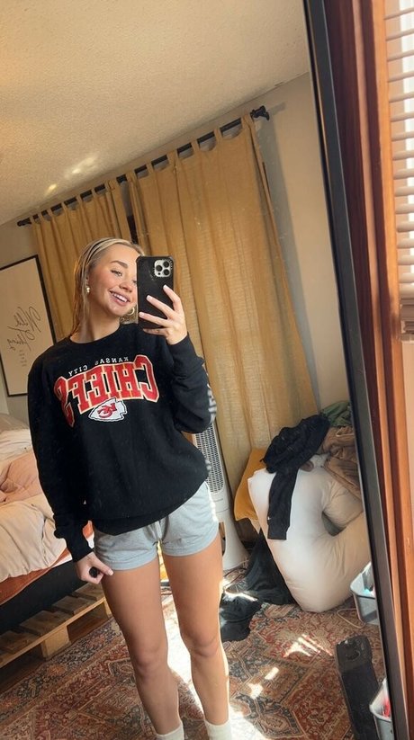 milf gangbang onlyfans free xxx img