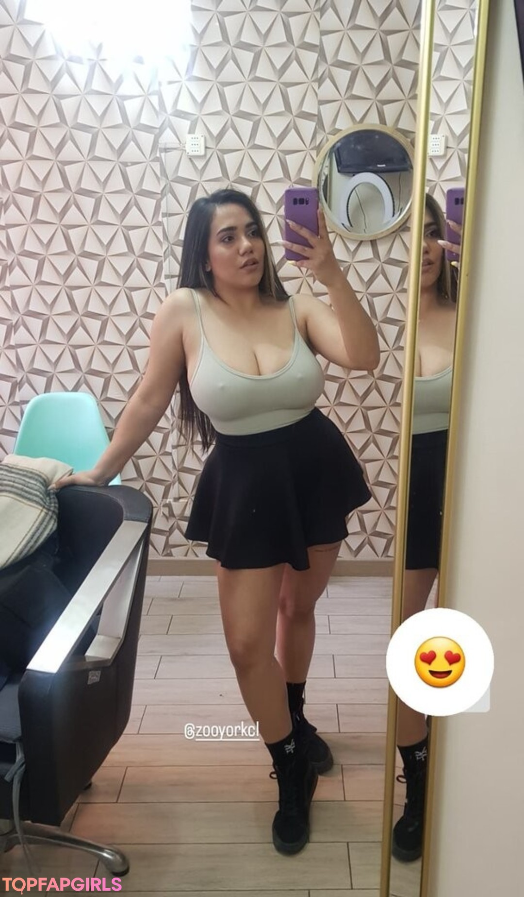 Toomuchtumbao sexy model photos