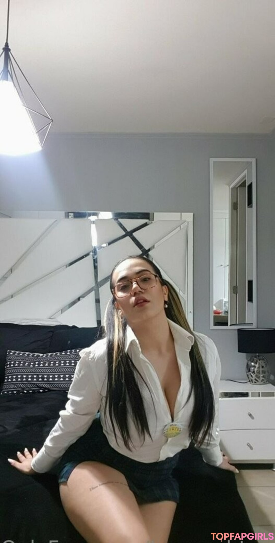 curvy star onlyfans art nude pics