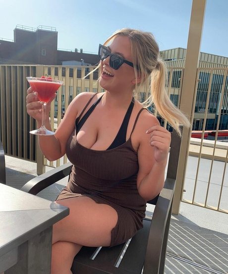 Alexandra Spencer nice pornstar img