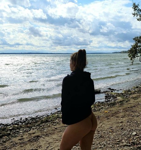 Evilmama porn actress photo