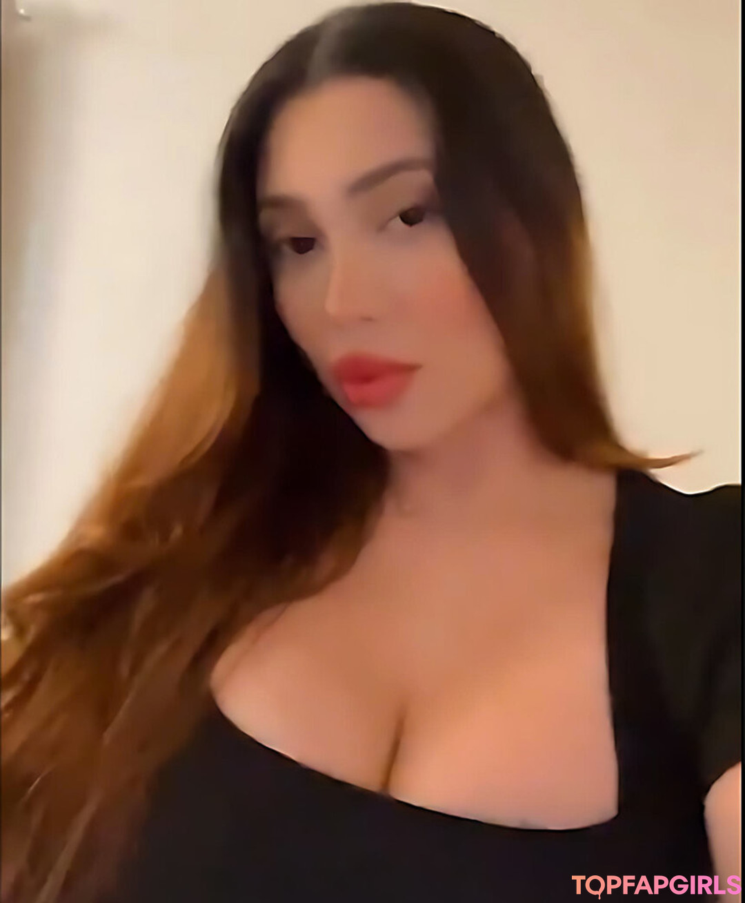 xsvee model nude gallery