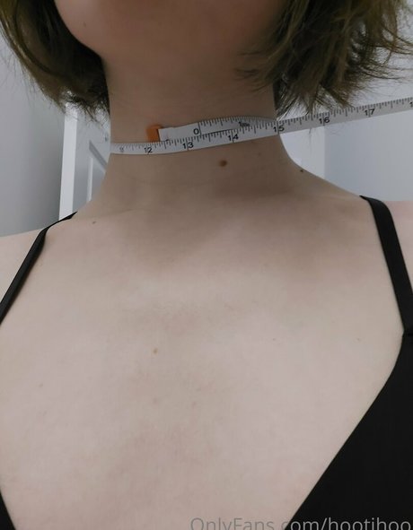 Hootie Hoo top model photos