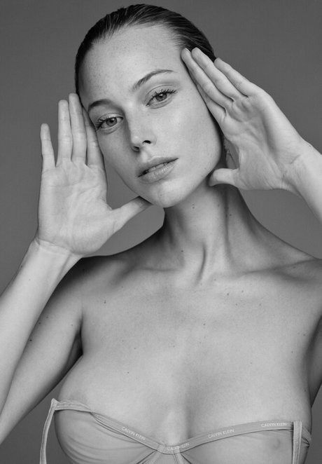 Kidroeckchen model high quality image