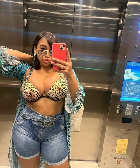 bodybuilder girls onlyfans top pic