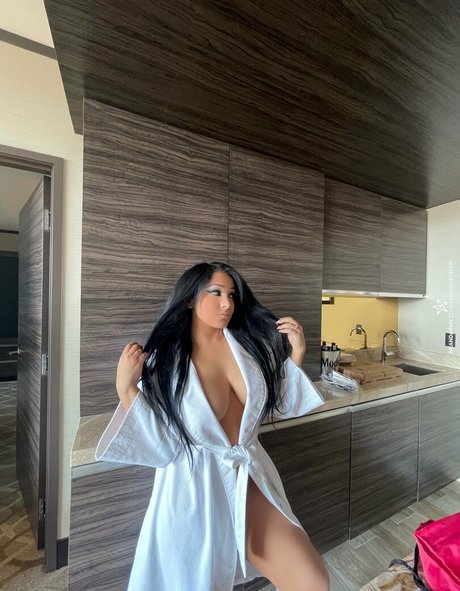 Mandy Leon free model galleries