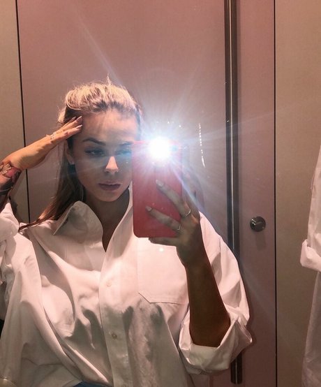 sisters onlyfans porno picture