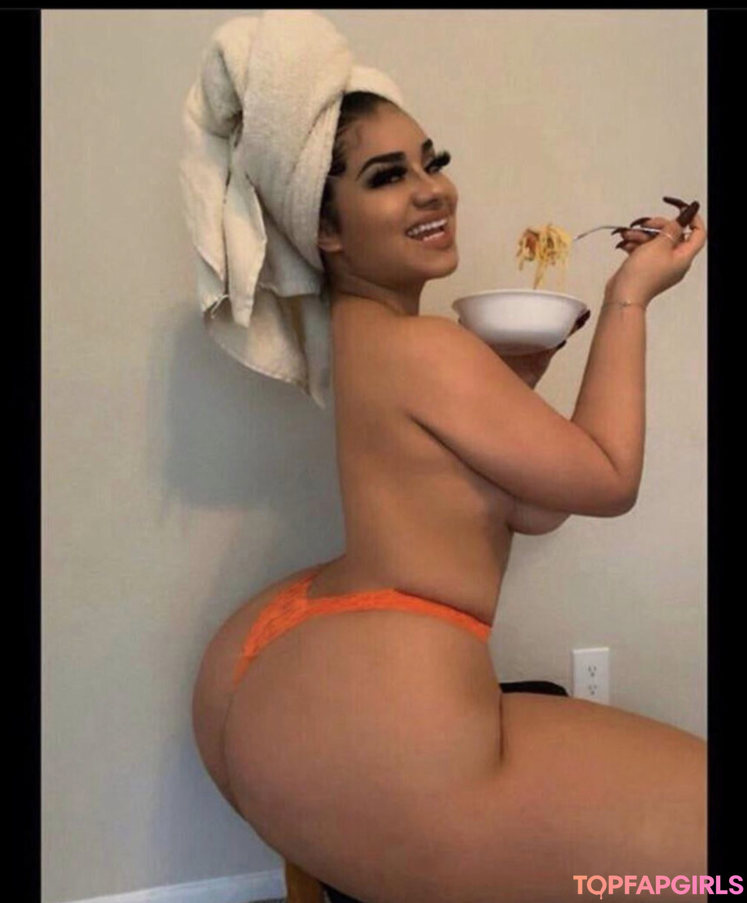 Megan Velez erotic actress gallery