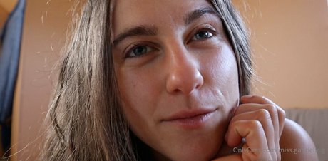 miss gabrielle g model hd img