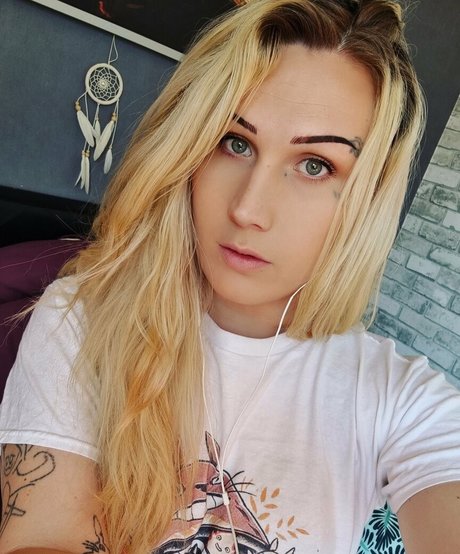 liligoth star nude pics