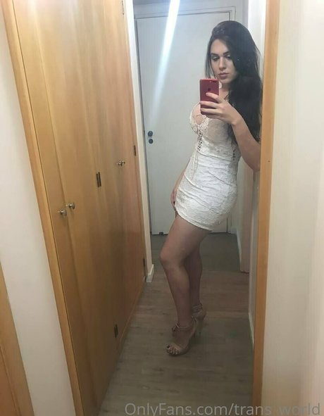trans world model pretty photos
