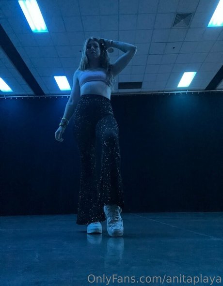 Anita Playa nice star archive